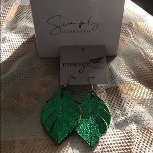 Emerald green EMERGE Earings
